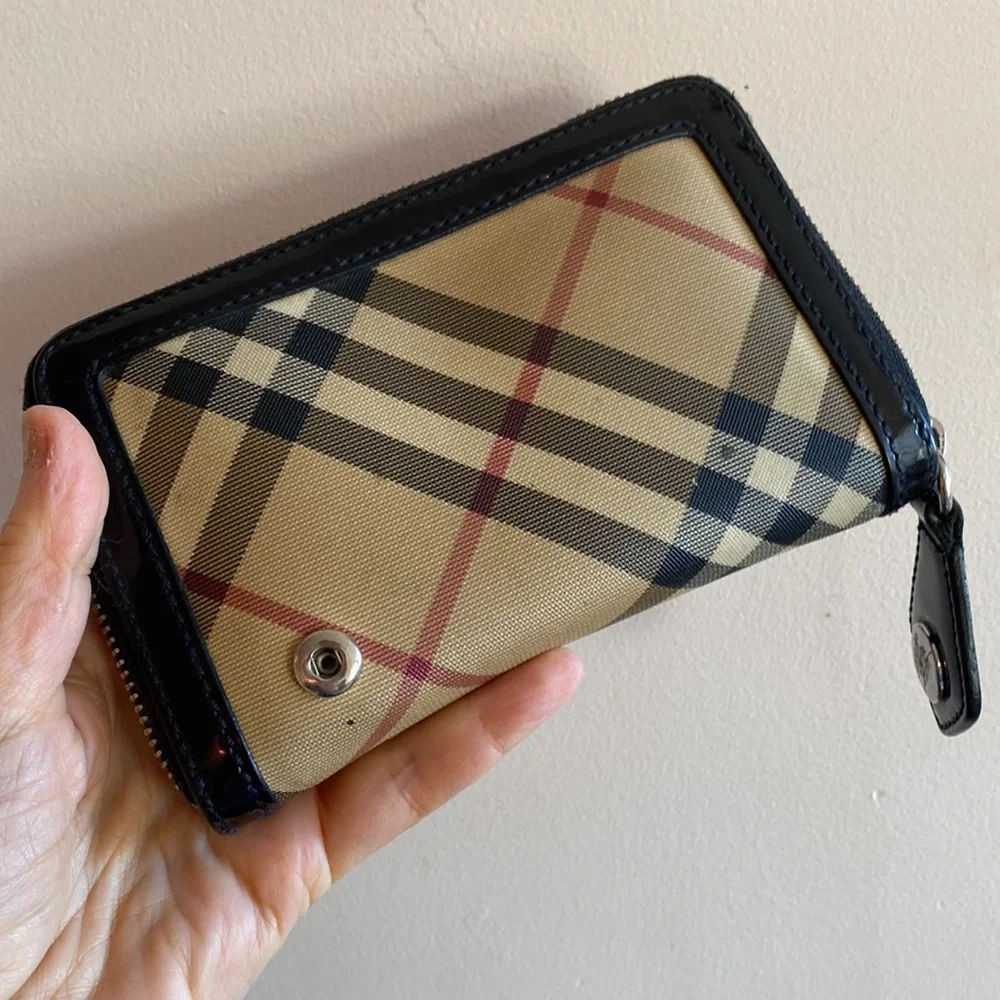 Burberry Wallet - Picture 7 of 7